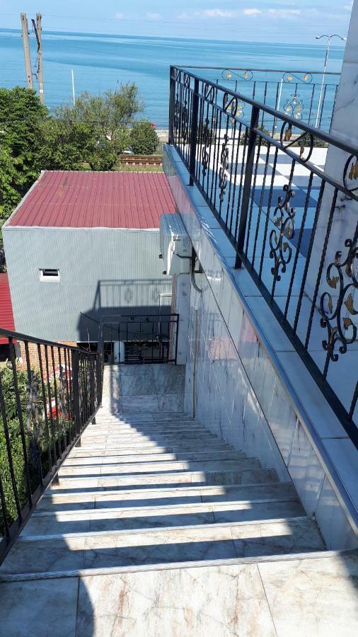 Merab House Batumi Exterior photo